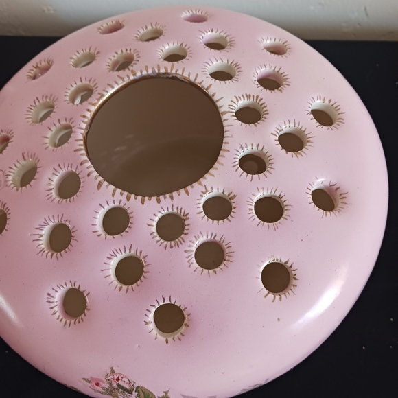 Granny Cottage core flower frog vase design pink roses - Picture 4 of 7